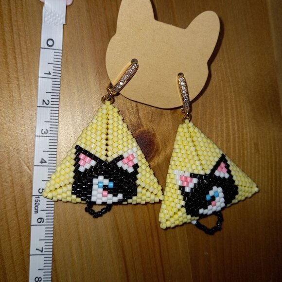 Luxury Thomas the Cat 🐾 Double-Sided Beaded Earrings • 18K Gold Plated •3D Tail - Picture 9 of 9